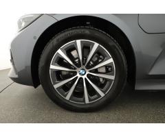 BMW Řada 3 330 e xDrive 215kW - 18