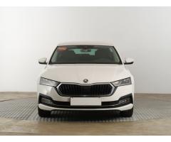 ŠKODA SUPERB COMBI 2.0TDI 140 LAURIN&K 4X4 DSG 7ST