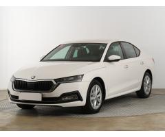 ŠKODA SUPERB COMBI 2.0TDI 140 LAURIN&K 4X4 DSG 7ST