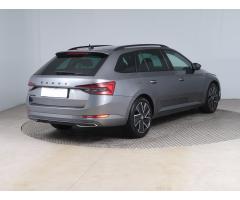 Škoda Superb 2.0 TDI 110kW - 7