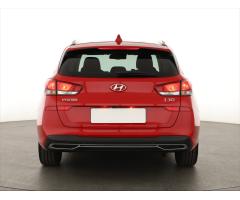 Hyundai i30 1.5 T-GDI MHEV 117kW - 6