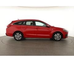 Hyundai i30 1.5 T-GDI MHEV 117kW - 8