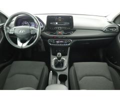 Hyundai i30 1.5 T-GDI MHEV 117kW - 9