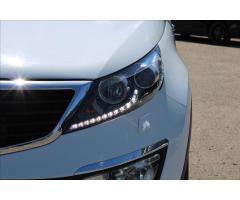 Kia Sportage 2,0 CRDi  A/T,4X4,DPH,EXCLUSIVE - 34