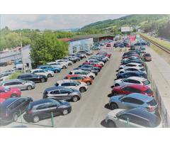 Hyundai Staria 2,2 CRDi  1MAJ,9.MÍST,DPH,2TKM - 43