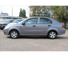 Chevrolet Aveo 1,2 i  NOVÉ V ČR,1.MAJITEL - 8