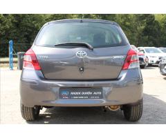 Toyota Yaris 1,3 VVTi  71.698KM,KLIMATIZACE - 6