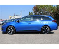 Toyota Auris 1,8 HYBRID  ČR,1.MAJ,SELECTION - 8