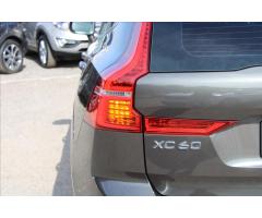 Volvo XC60 2,0 D4  INSCRIPTION,4X4,DPH - 39