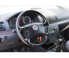 Volkswagen Sharan 1,9 TDI  7.MÍST,4X4,SPORTLINE - 19