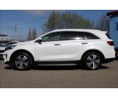 Kia Sorento 2,2 CRDi  GT-LINE,DPH,7.MÍST - 8