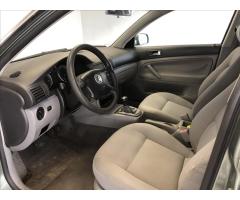 Volkswagen Passat 1,9 TDI - 9