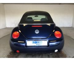 Volkswagen New Beetle 1,6 MPI - 6