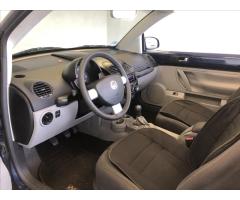 Volkswagen New Beetle 1,6 MPI - 17