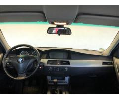 BMW Řada 5 2,0 518d Touring - 14