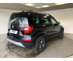 Škoda Yeti 2,0 TDI 110 kW Style - 8