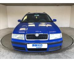 ŠKODA SUPERB COMBI 2.0TDI 140 LAURIN&K 4X4 DSG 7ST