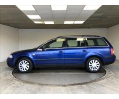 Volkswagen Passat 1,9 TDI 96kW Comfortline - 4