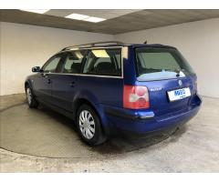 Volkswagen Passat 1,9 TDI 96kW Comfortline - 8