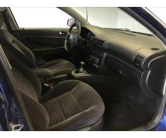 Volkswagen Passat 1,9 TDI 96kW Comfortline - 15