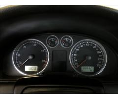 Volkswagen Passat 1,9 TDI 96kW Comfortline - 22