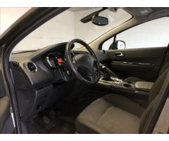 Peugeot 3008 1,6 16V VTI 120 k Premium - 9