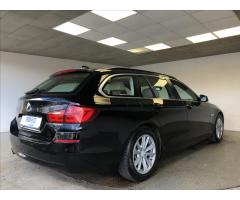 BMW Řada 5 3,0 525d Touring - 7