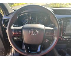 Toyota Hilux 4,0 V6 6A/T Adventure  DC DEMO - 13