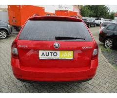 Škoda Octavia 1,6 TDI,DSG  REZERVOVÁNO - 6