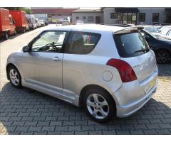 Suzuki Swift 1,3 i  REZERVOVÁNO - 6