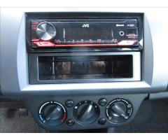 Suzuki Swift 1,3 i  COMFORT - 9