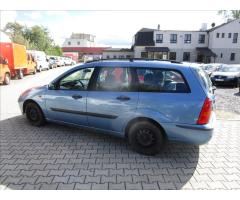 Ford Focus 1,4 i  KLIMATIZACE - 6