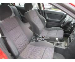 Opel Astra 1,6 i,SPORT  EKO ZAPLACENO - 16