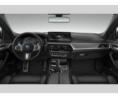 BMW Řada 5 545e - 3