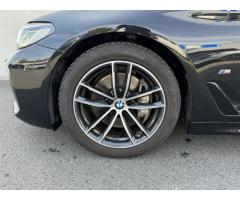 BMW Řada 5 530d xDrive Touring Laser 360c - 4