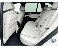 BMW X5 xDrive30d Mpaket - 7