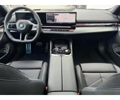 BMW Řada 5 i5 xdrive 40 - 8