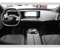 BMW iX 40 xDrive - 8