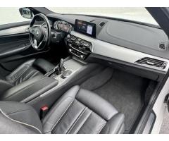 BMW Řada 5 520d xDrive Sedan Luxury line - 9