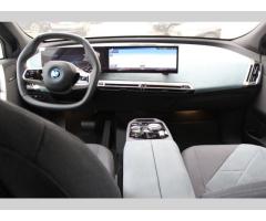 BMW iX xDrive 40 - 9