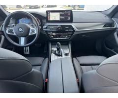 BMW Řada 5 540i xDrive Touring - 4