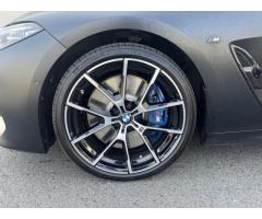 BMW Řada 8 M850i xDrive GC Individual - 4