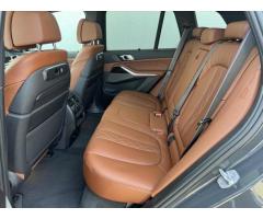 BMW X5 SUV - 7