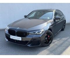 BMW Řada 5 530e xDrive sedan Mpaket Indiv - 1