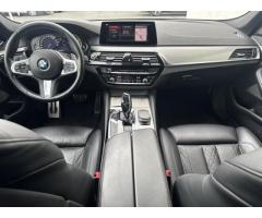 BMW Řada 5 540d xDrive Touring Mpaket - 8