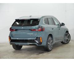 BMW X1 23i xDrive Tažné Panorama - 4