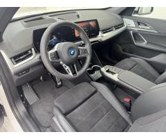 BMW iX1 xDrive30 - 4