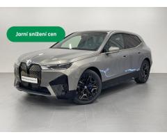 Volvo XC40 2,0 D3 DRIVE-E Momentum PRO Awd 4x4 Automat 1 MAJ ČR