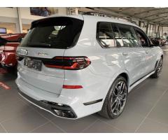 BMW X7 SUV - 2