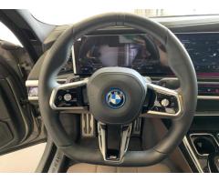 BMW i7 xDrive60 Sedan - 7